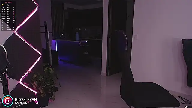 bigryann23 live sex cam