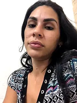 hotroommates live sex cam