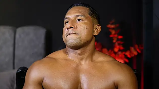 CallumMuscle live sex cam