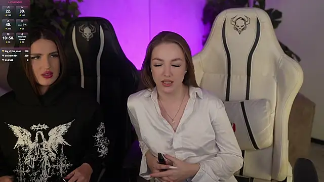 Ella_054 live sex cam