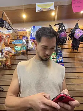 Leonardmoppet live sex cam