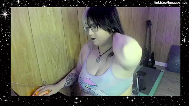 LunaCosmos live sex cam