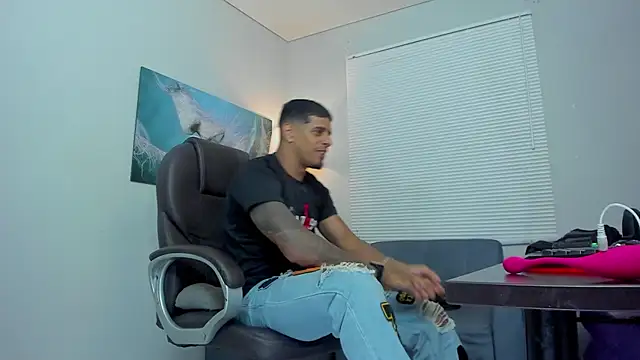 vincen_jose live sex cam