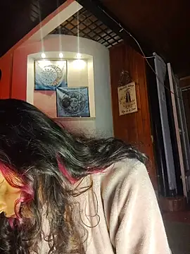 _Laary_Lily live sex cam