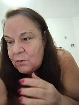 Yaya_Mineira live sex cam