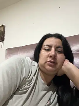 Abril_Luv live sex cam