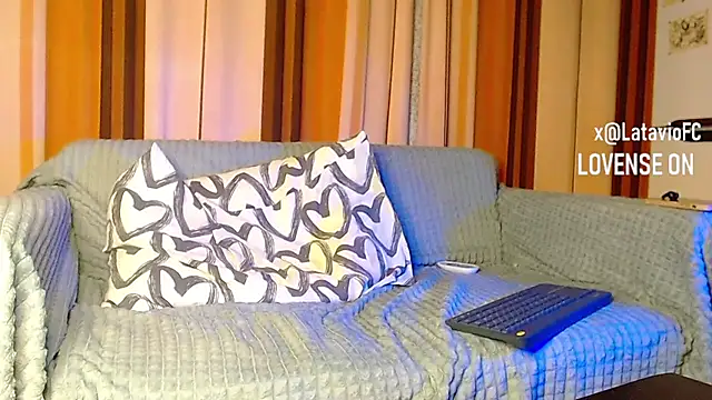 Midnighter_ live sex cam