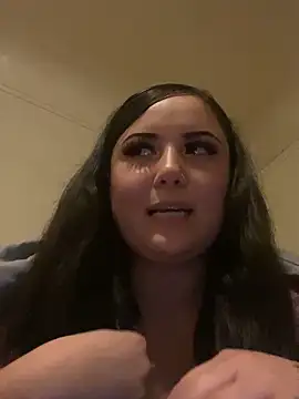 xocrybaby live sex cam