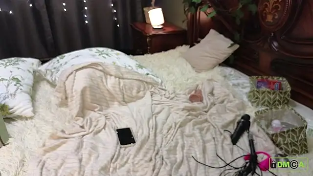 Charlotte_wow live sex cam