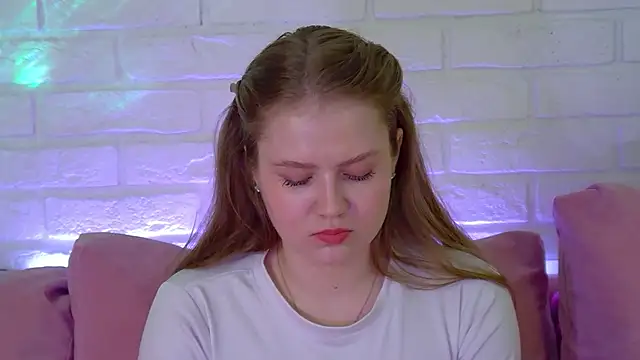 SelinSwarovski live sex cam