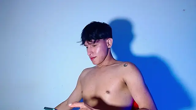 rowanbigboy23 live sex cam