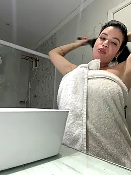 Rafaellaz live sex cam