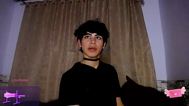 DaraKat18 live sex cam