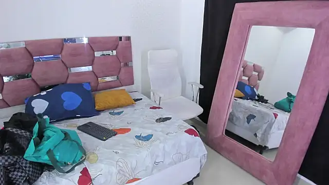 MiiaSmith__ live sex cam