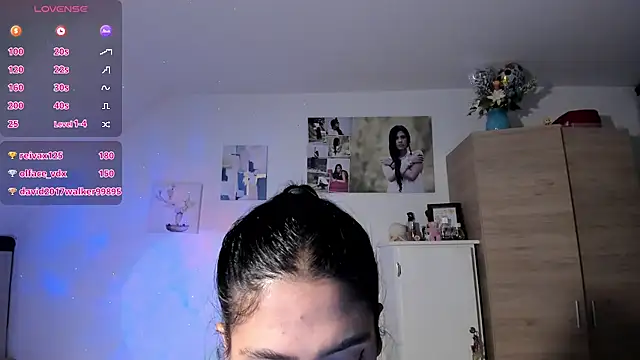 VeronikaOlsen live sex cam