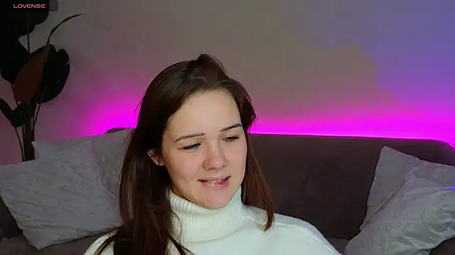 LindaRobertz live sex cam