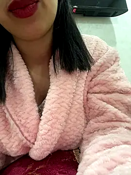 Rasha-arabic live sex cam