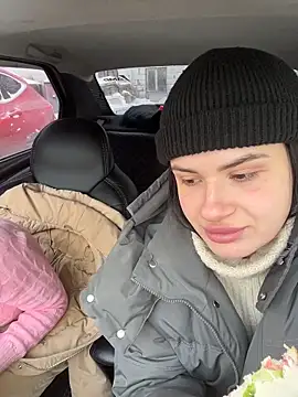 MiraReach live sex cam