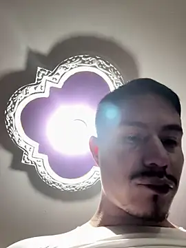 DominickVegas live sex cam