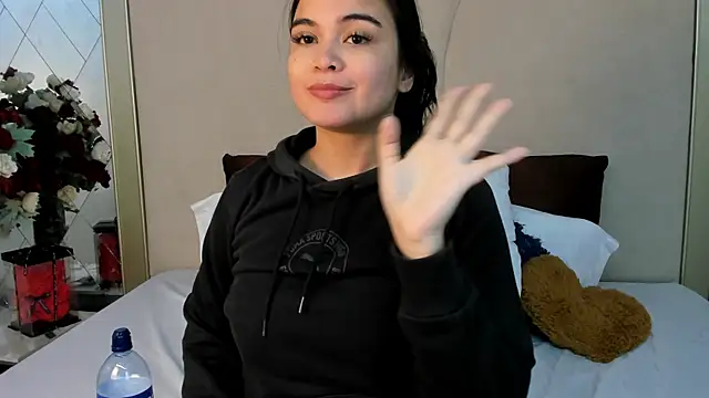 CamilaSofiia live sex cam