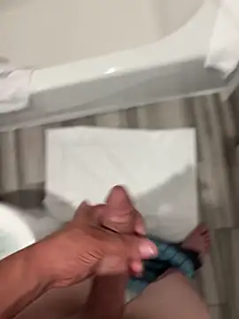 Bigsmeat live sex cam