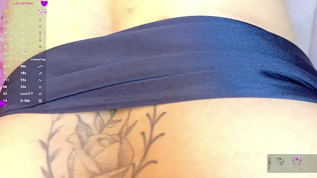 Sofy-Squirt live sex cam