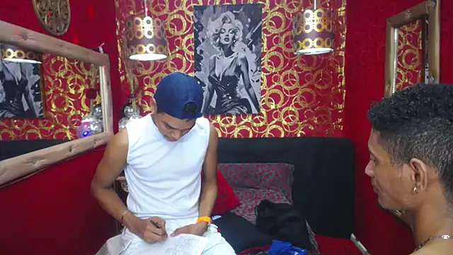 PEINBOYS live sex cam