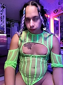 TranSexualJade95 live sex cam