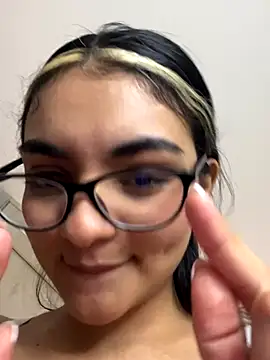 Cat2525 live sex cam