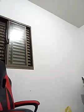 Caiomoretto live sex cam