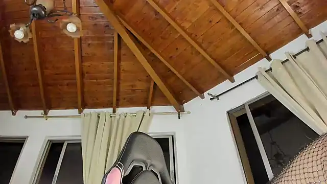 IsaFontanna live sex cam