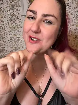 Lacey-BBW live sex cam