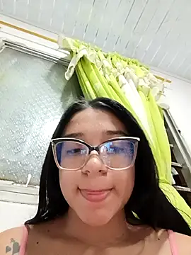 -VICKKY live sex cam