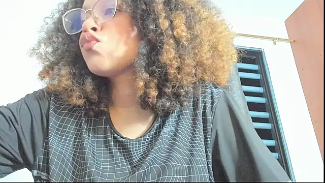 Ada_gales_ live sex cam