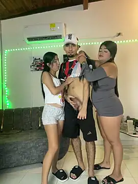 royalgirls_x live sex cam