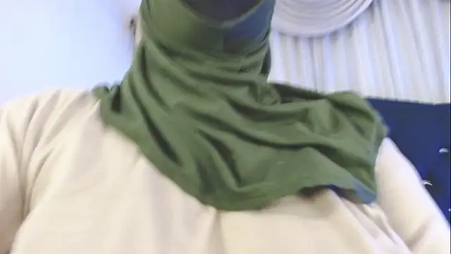 Uzra_hayed live sex cam