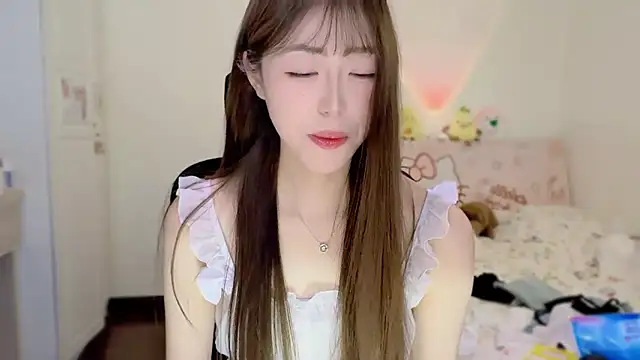 Onecutelittle live sex cam