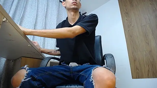 Sebalexis7 live sex cam