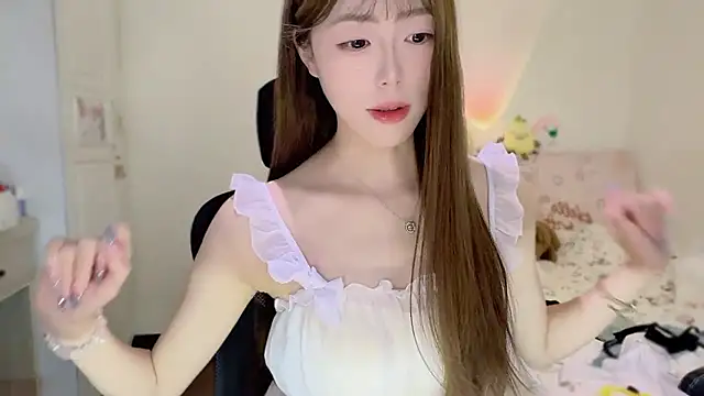 Onecutelittle live sex cam