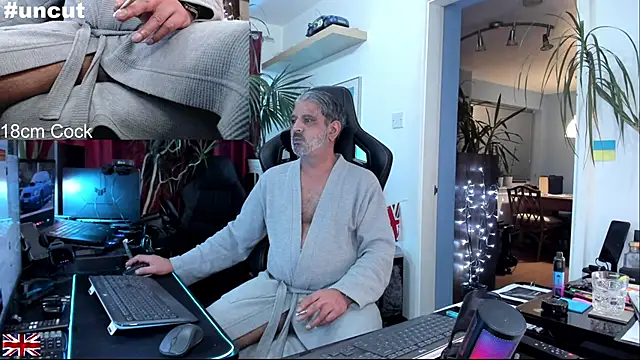 OnlineBossUK live sex cam