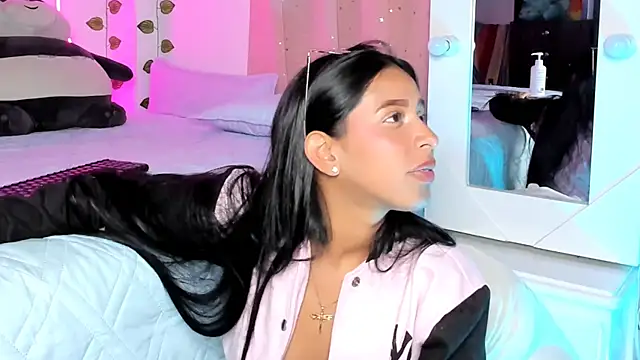 Vickysth live sex cam