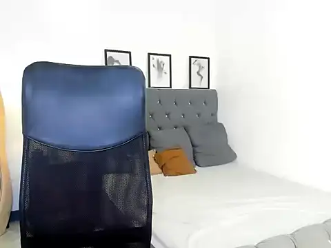 CassieSommereux live sex cam