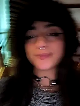 Lila_Desiree live sex cam