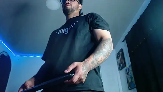 Chrys_harris77 live sex cam