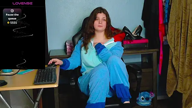 TreeJeanne live sex cam