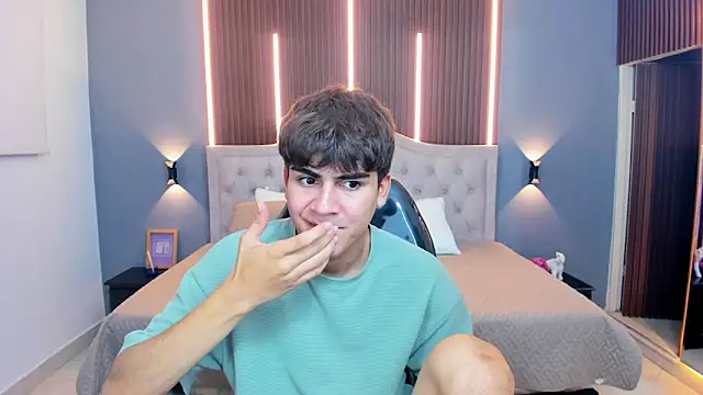 Tommy18__ live sex cam