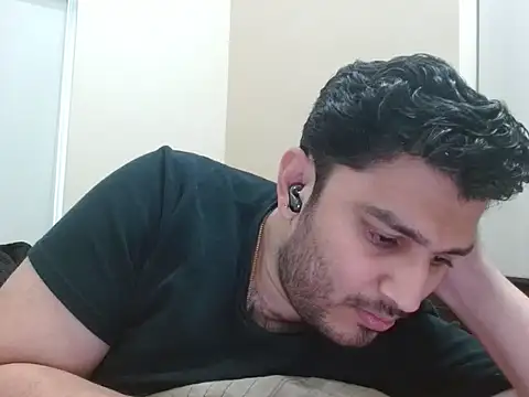 robintoit live sex cam