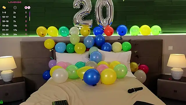 Rina_Red live sex cam