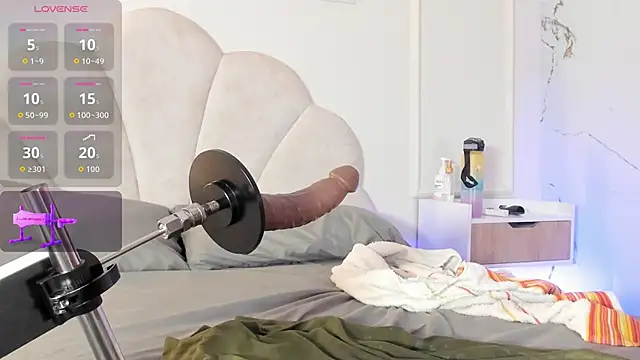 Candaceoweens live sex cam