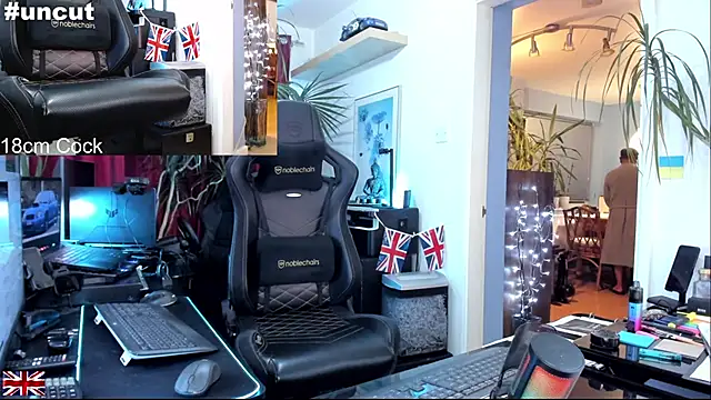 OnlineBossUK live sex cam